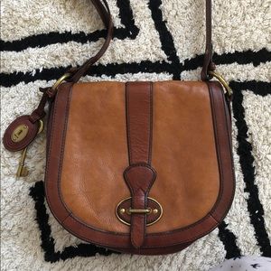 Fossil vintage reissue (VRI) saddle crossbody bag